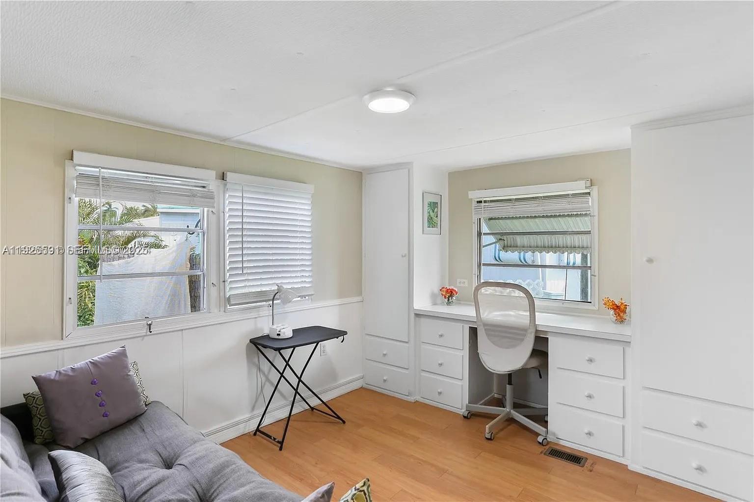 PARK CITY SEC ONE - Residential