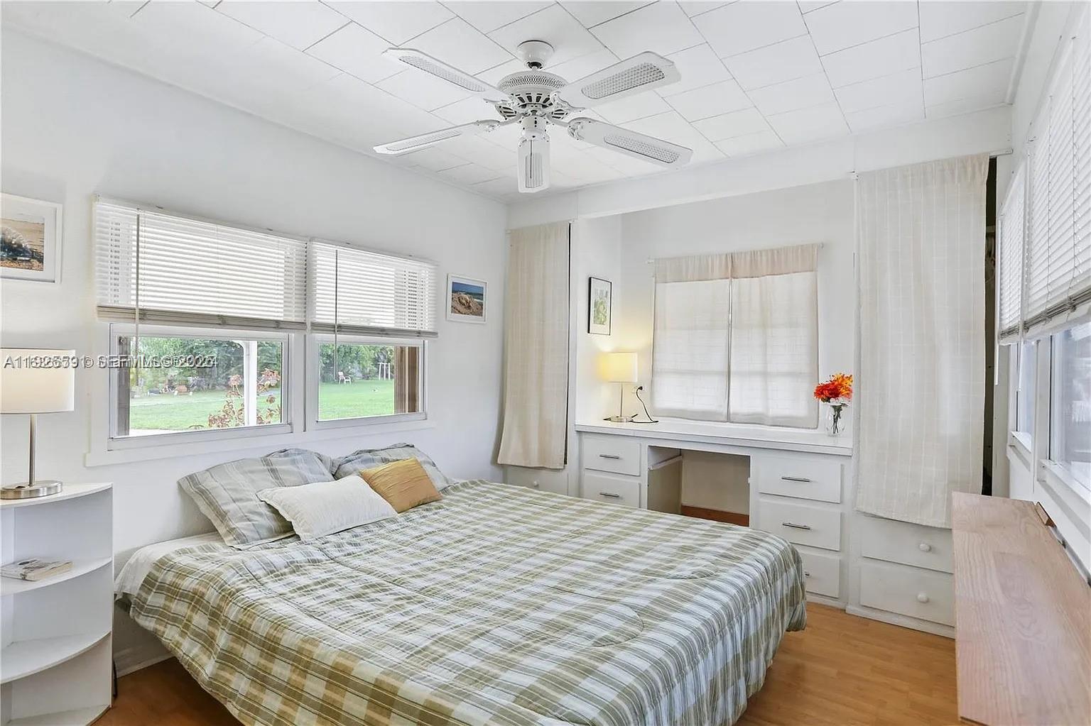 PARK CITY SEC ONE - Residential