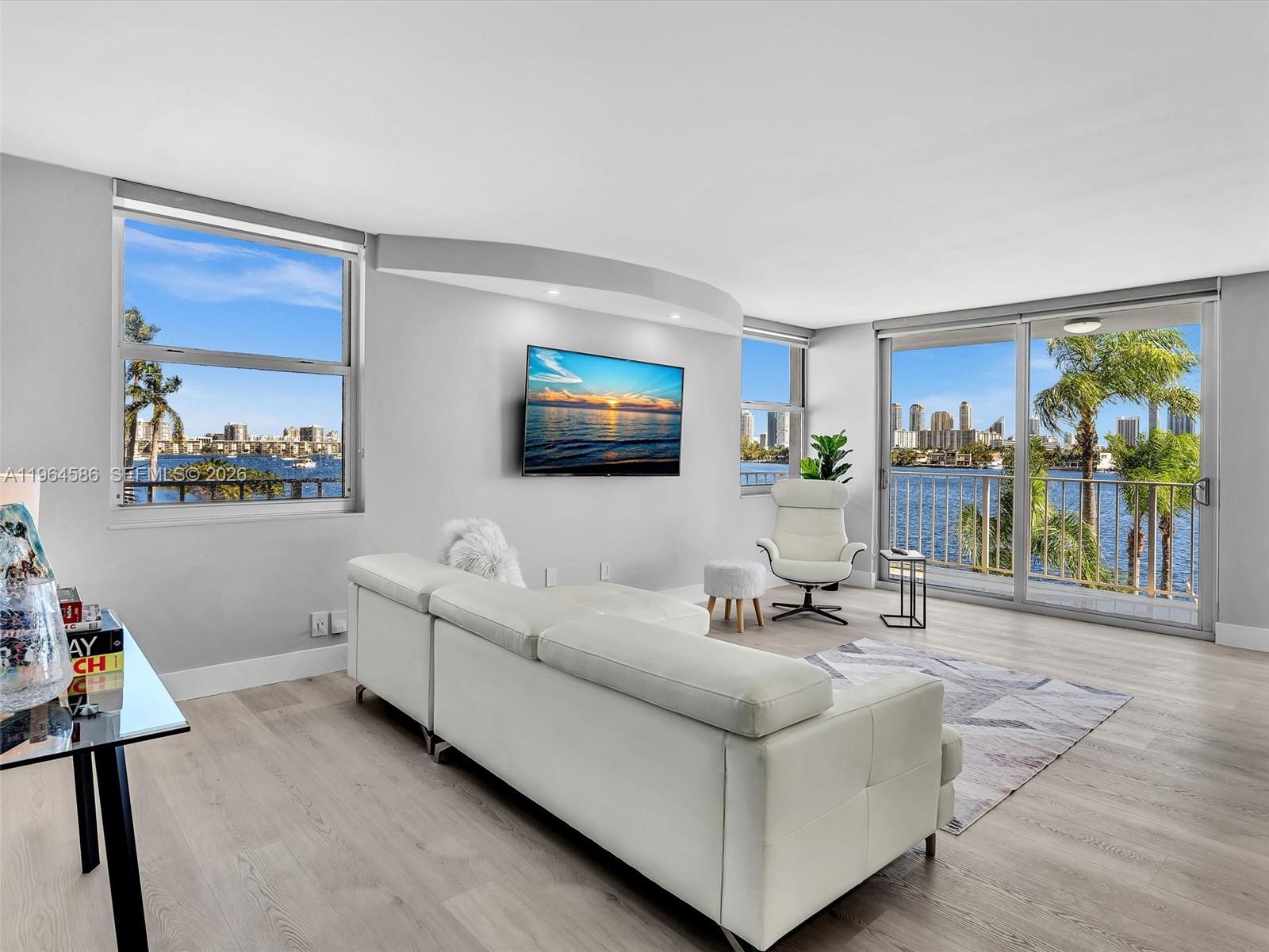 16570 NE 26th Ave 3A (DOCK)