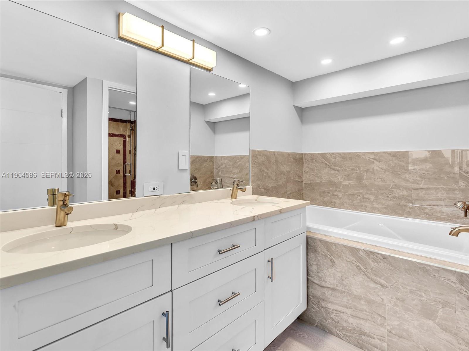 REEF SOUTH CONDO - Residential