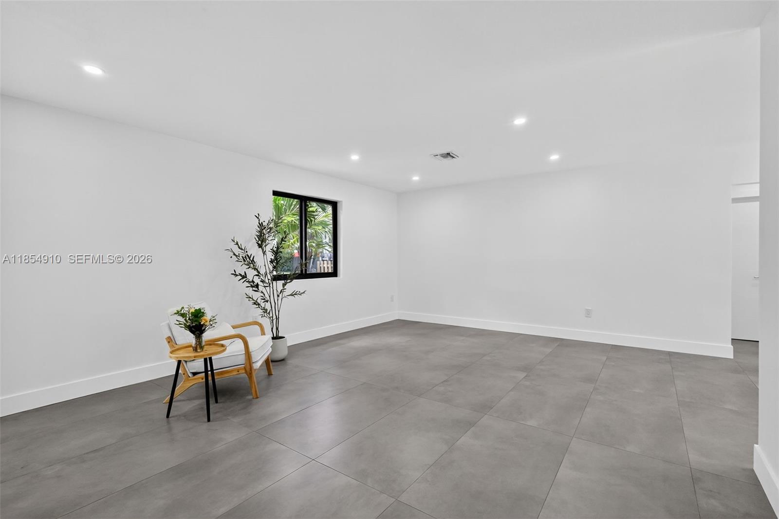 DARLINGTON MANOR - Residential