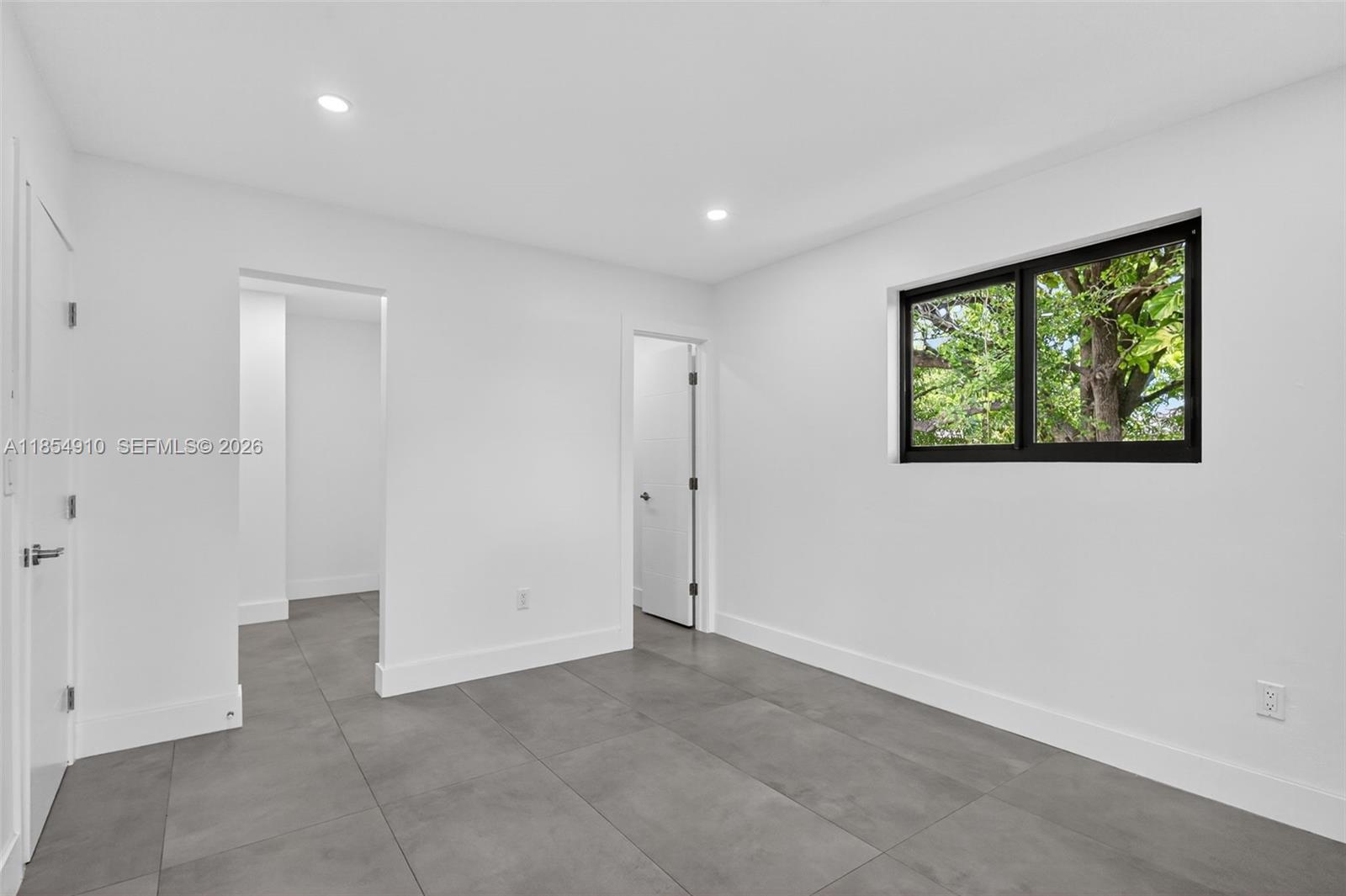 DARLINGTON MANOR - Residential