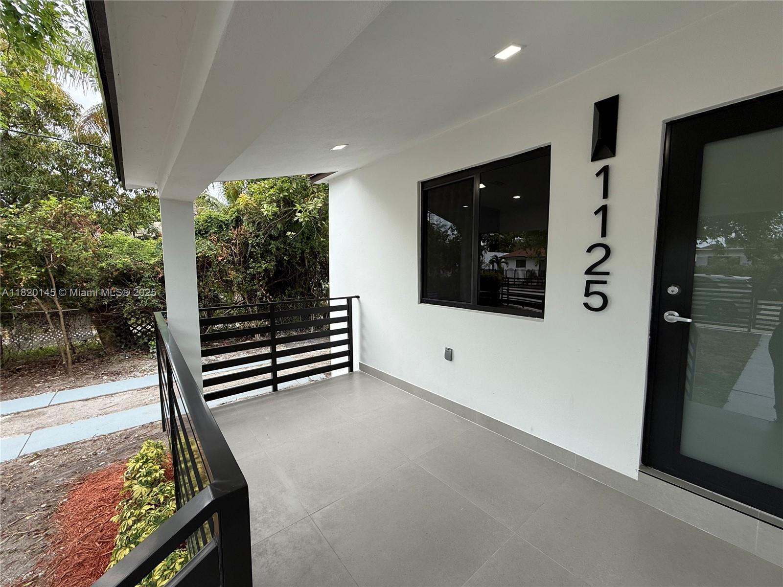 36TH ST MANOR - Residential