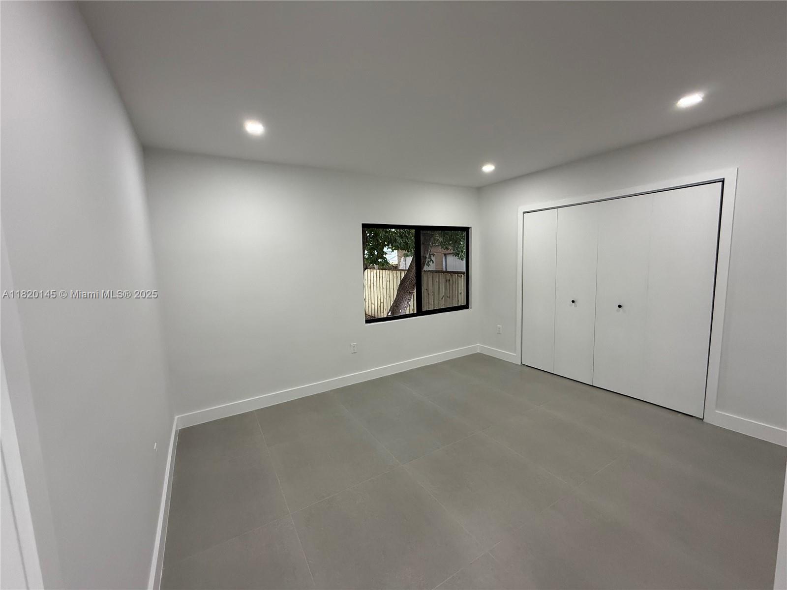 36TH ST MANOR - Residential