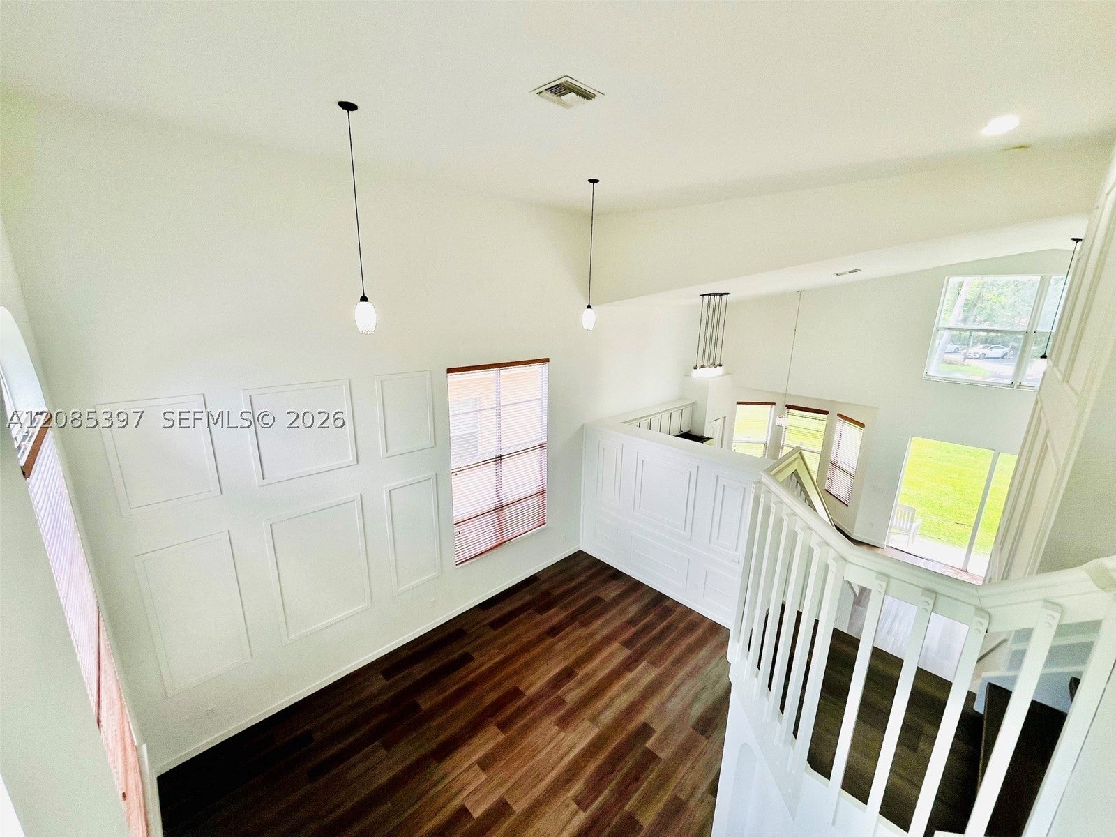 1261 NE 37th Pl, Homestead, FL, 33033/$468,000 2 1261 NE 37th Pl