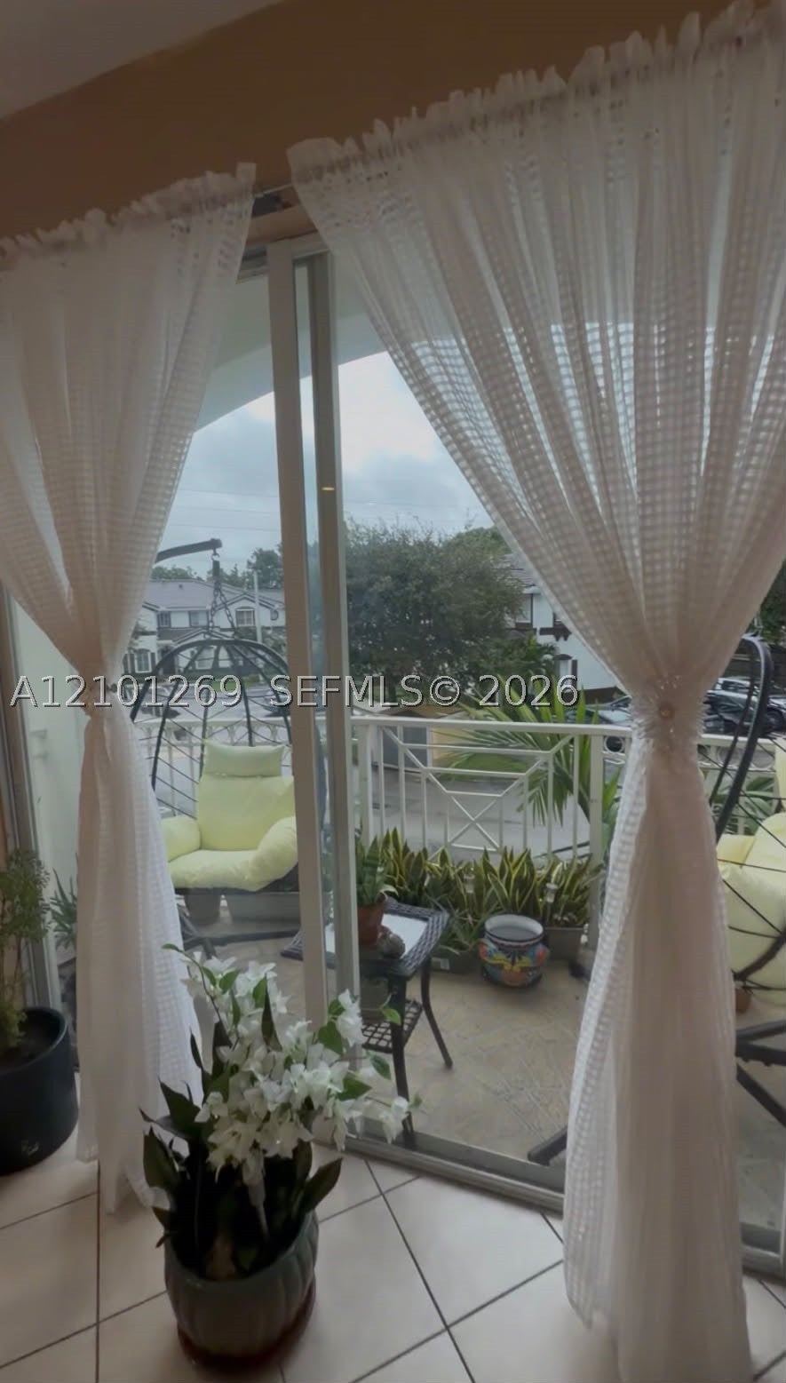8814 W Flagler St 215