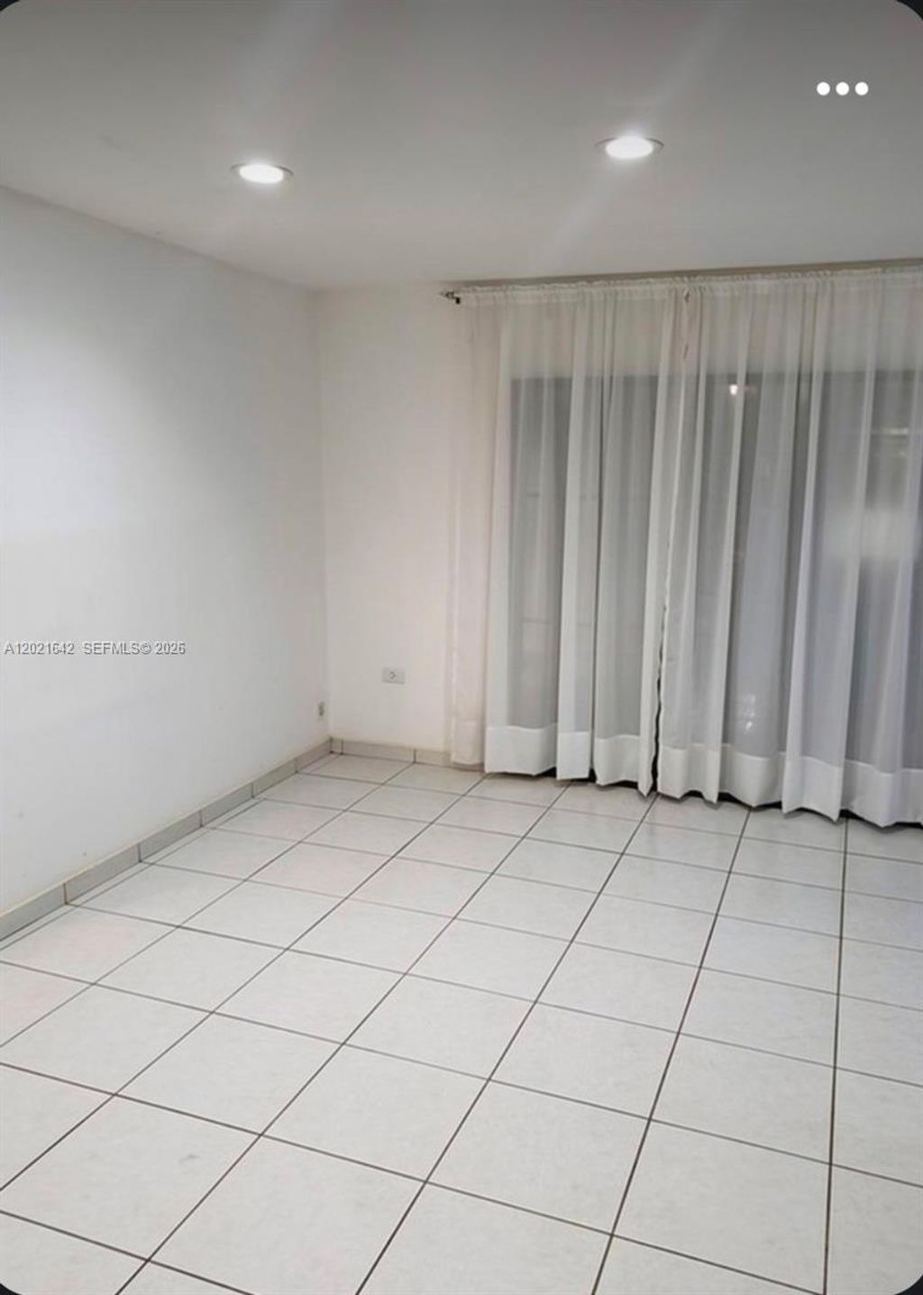 Photo of 3301 NW Raleigh St #4A, Hollywood, FL 33024 (MLS # A12021642)