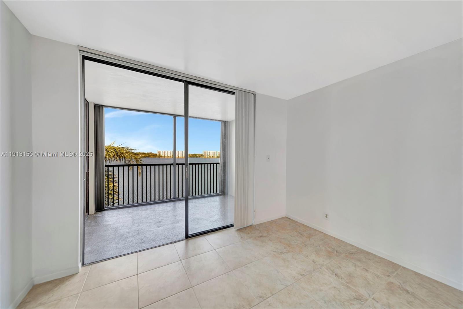 LAKE EMERALD CONDOMINIUM - Residential Lease