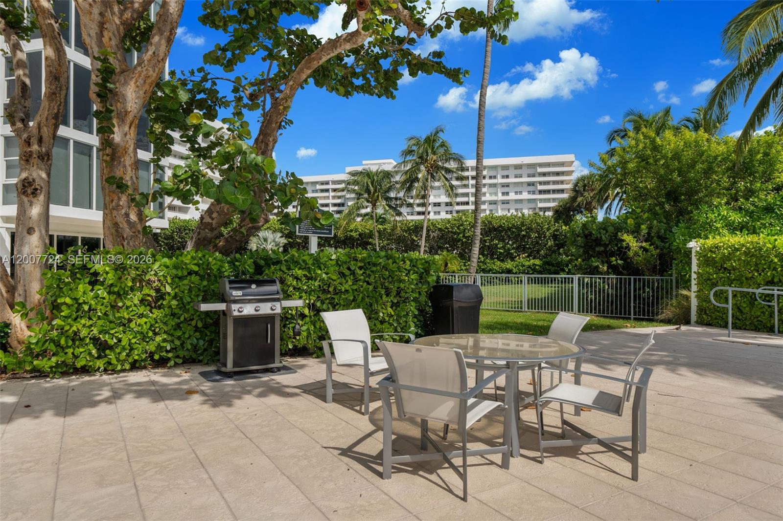 ISLAND HOUSE APT INC - CO - Residential