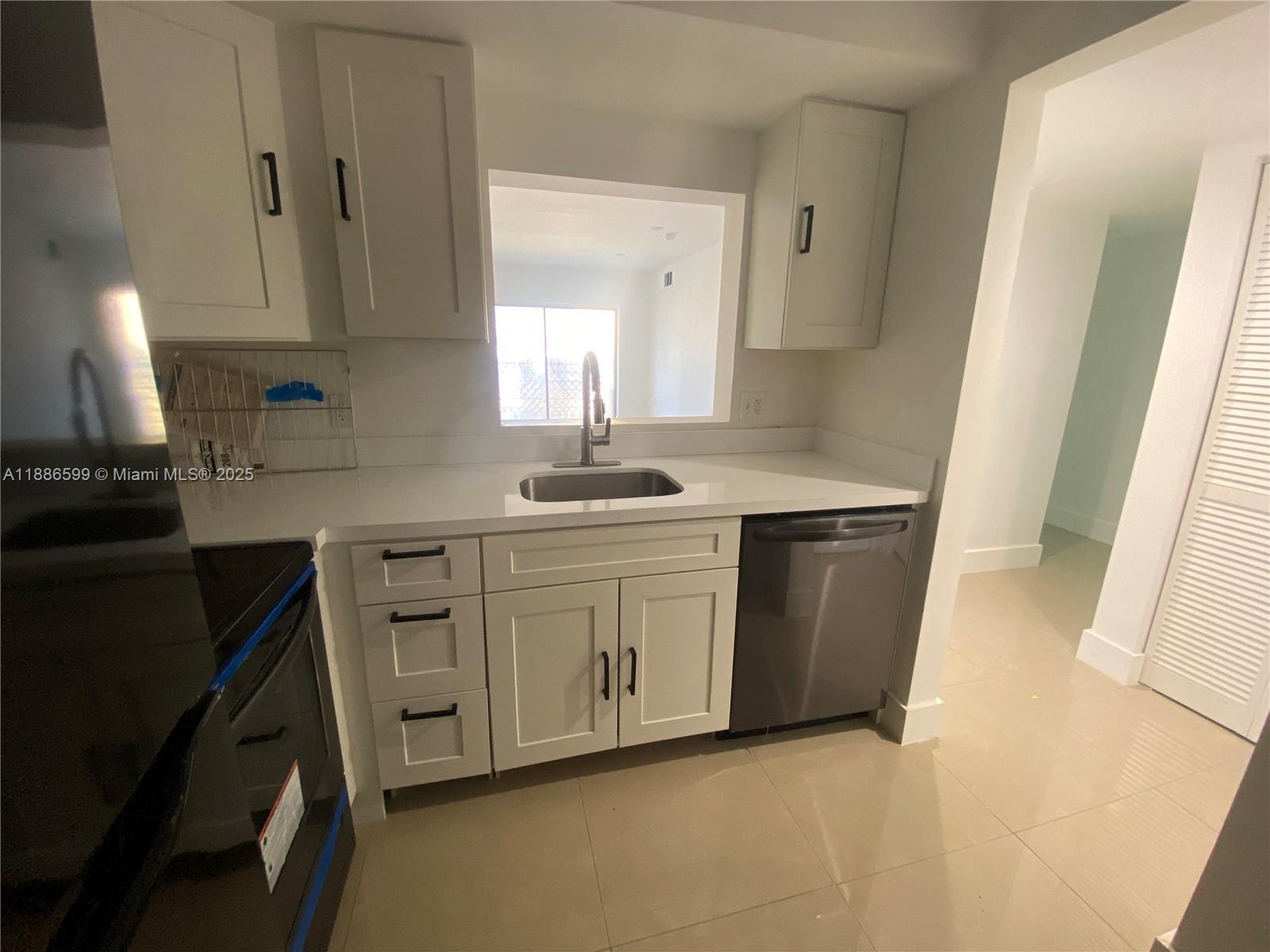 SUNSET HILLS I CONDOMINIU - Residential Lease