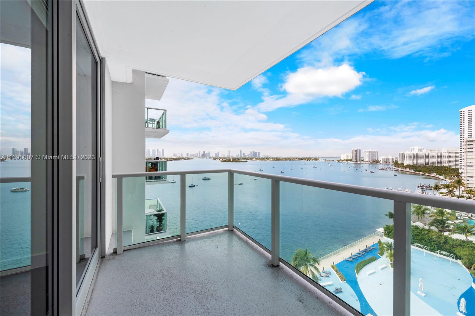 MIRADOR 1000 CONDO - Residential