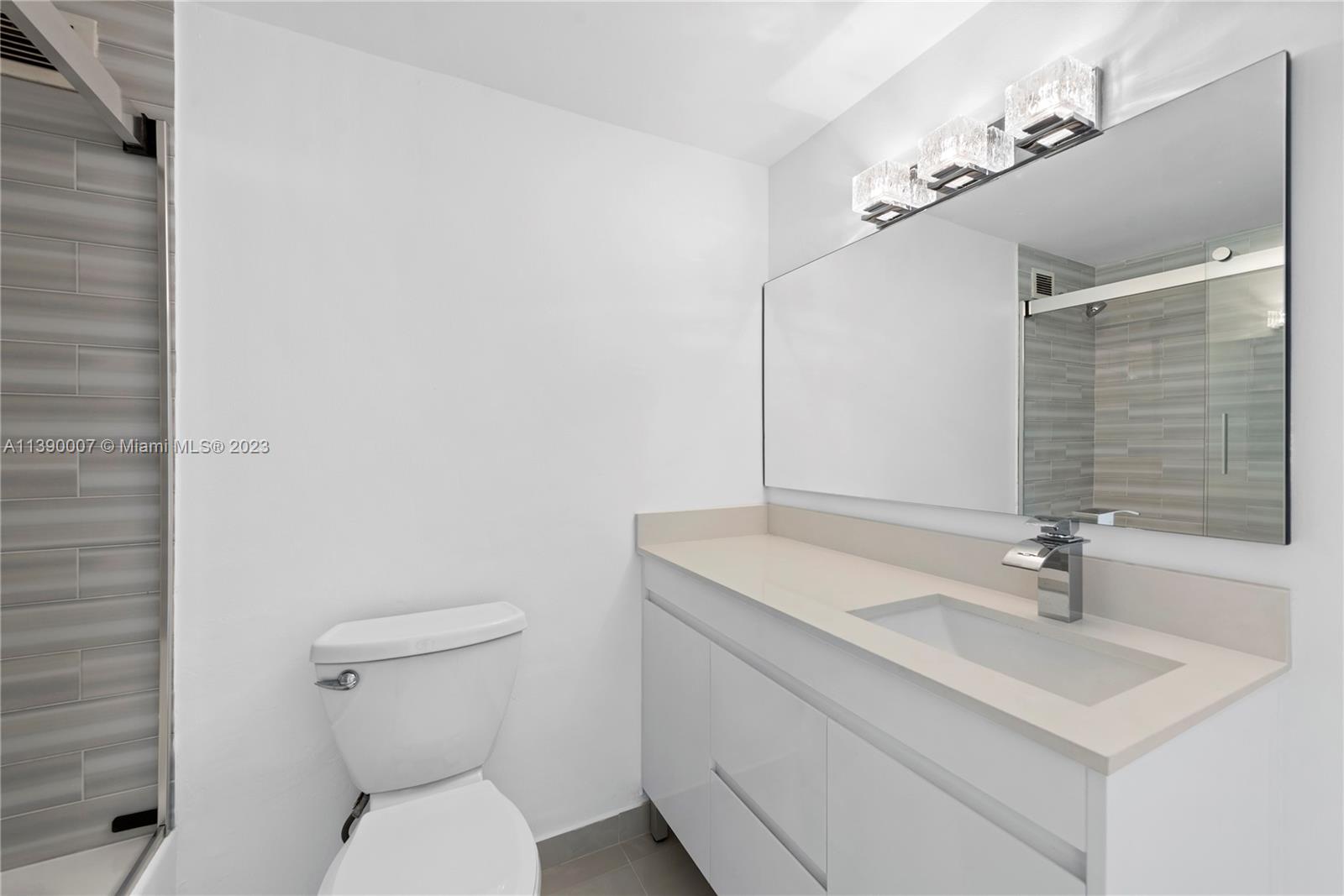 MIRADOR 1000 CONDO - Residential