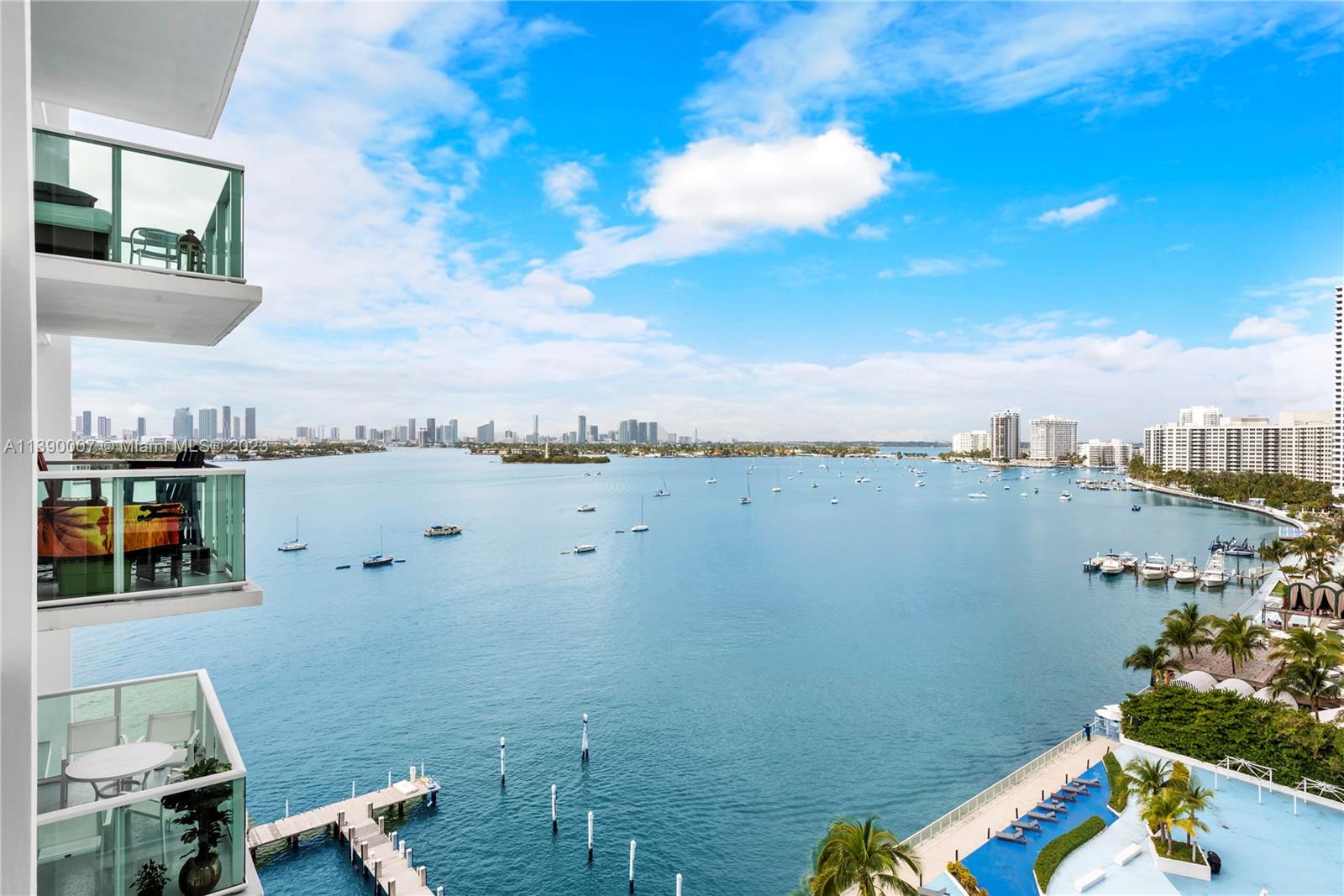 MIRADOR 1000 CONDO - Residential