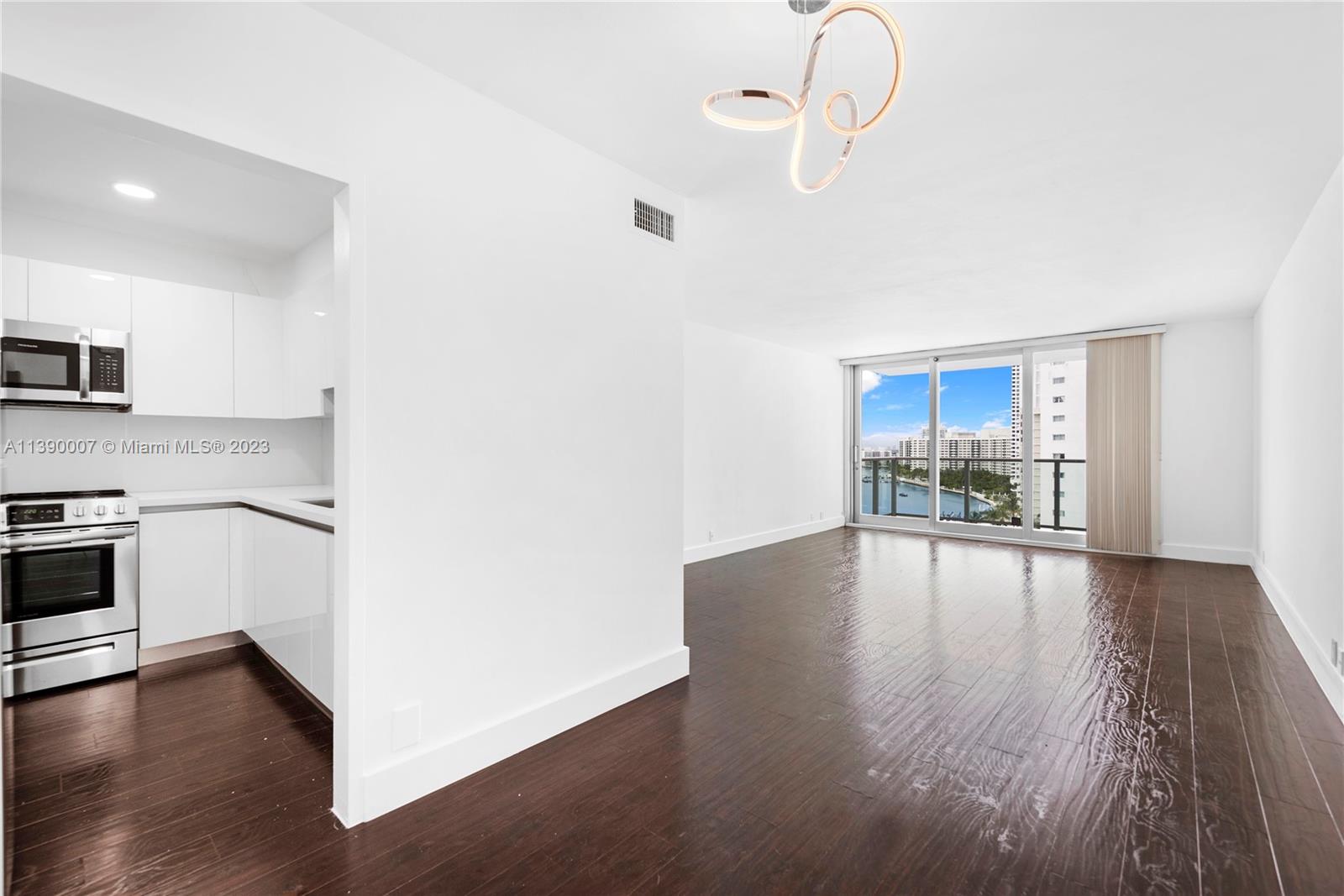 MIRADOR 1000 CONDO - Residential