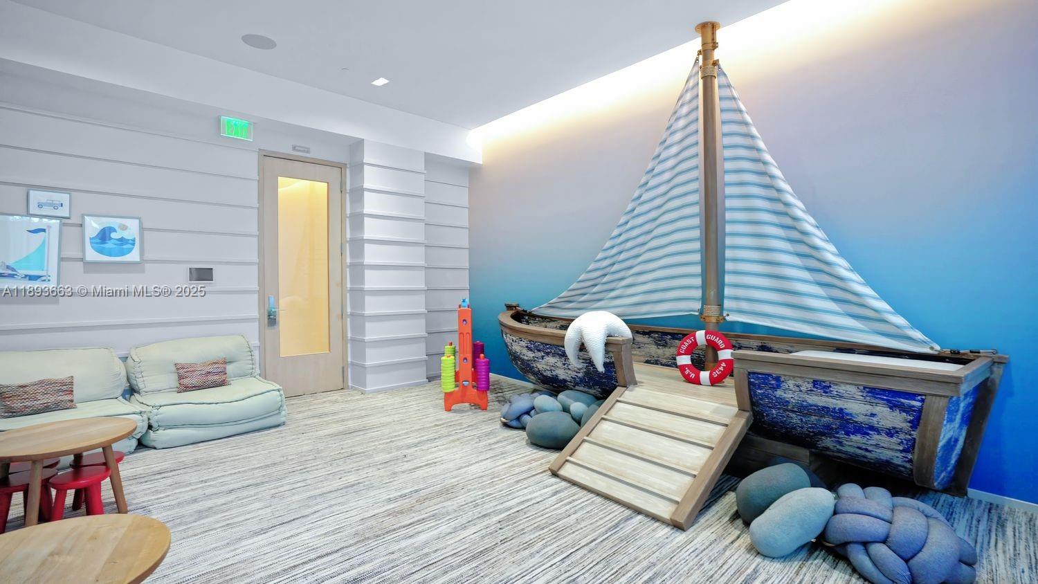 2200 FORT LAUDERDALE BEAC - Residential Lease