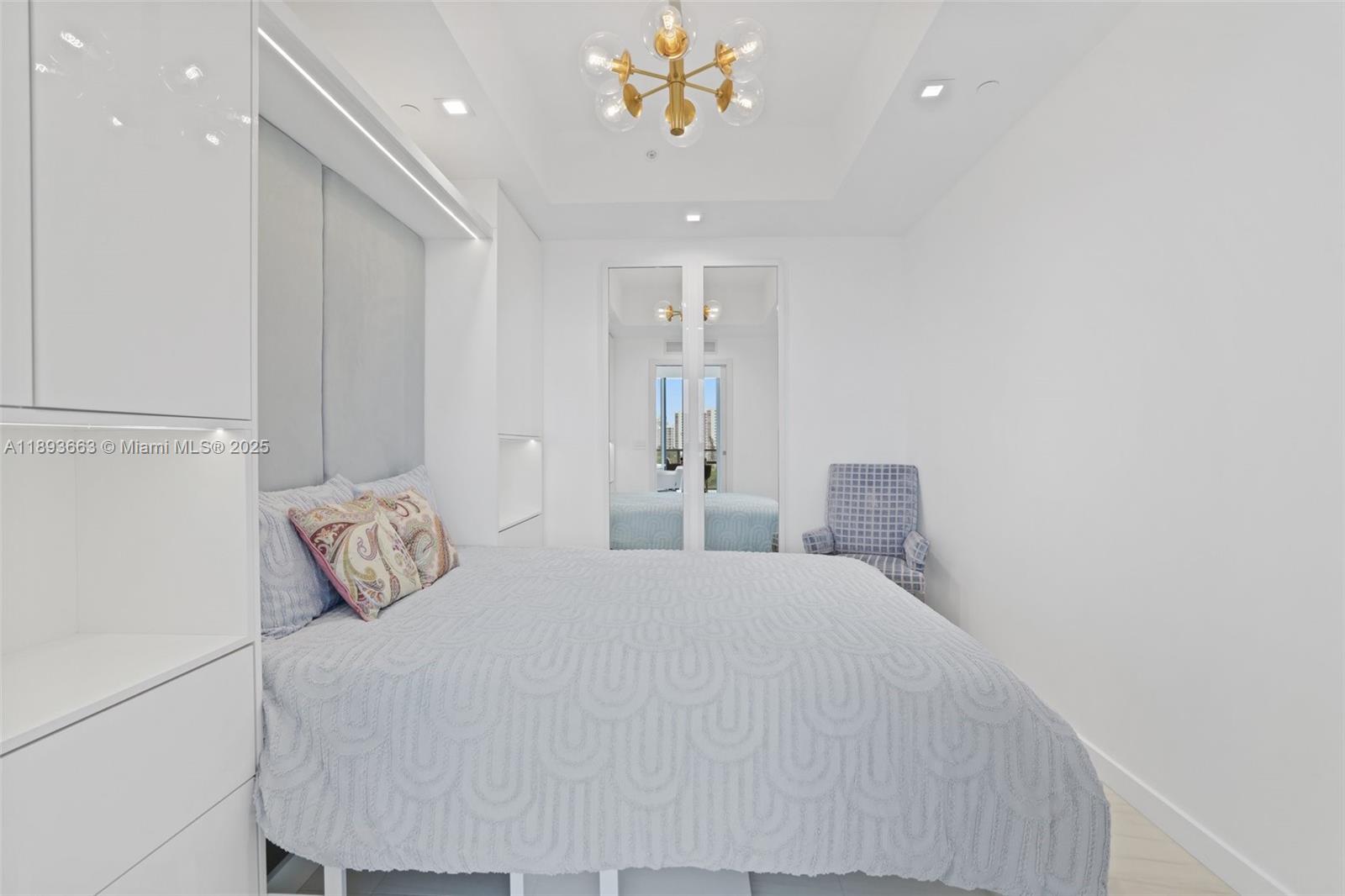 2200 FORT LAUDERDALE BEAC - Residential Lease