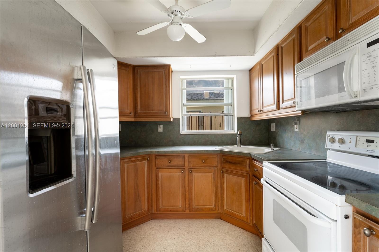 EASTSIDE VILLAS - Residential