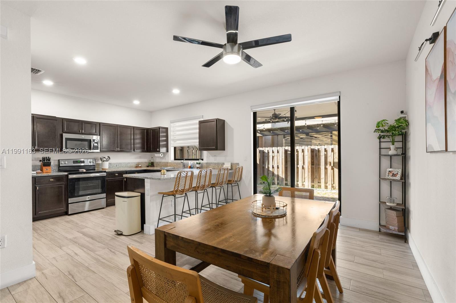 COCO PALM ESTATES - Residential