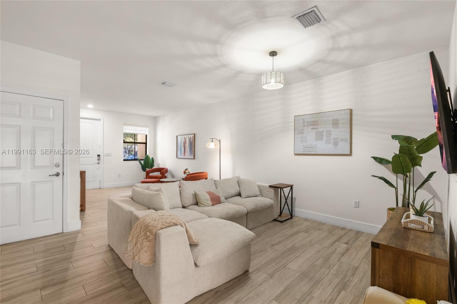 COCO PALM ESTATES - Residential