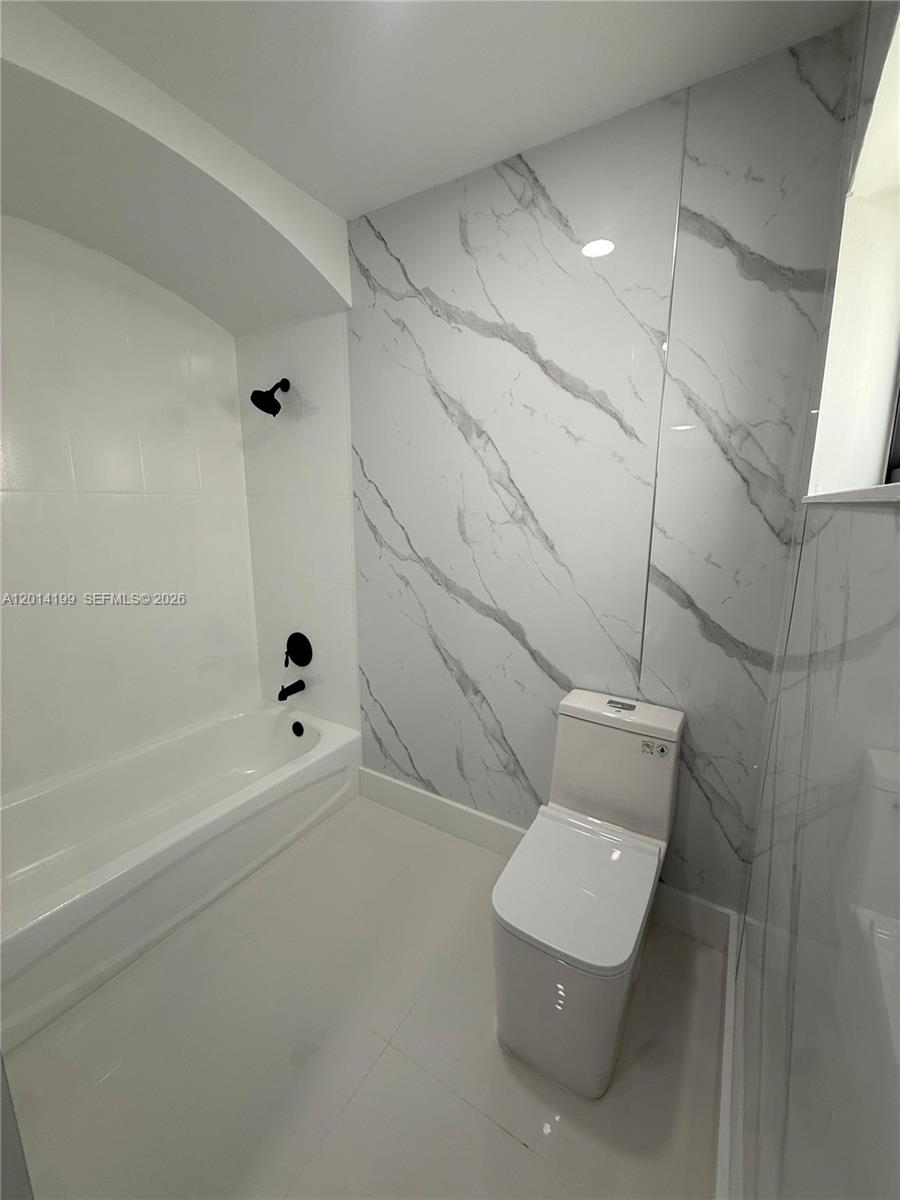 HIALEAH HEIGHTS - Residential