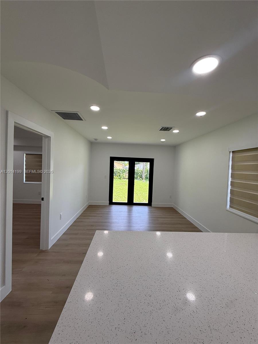 HIALEAH HEIGHTS - Residential