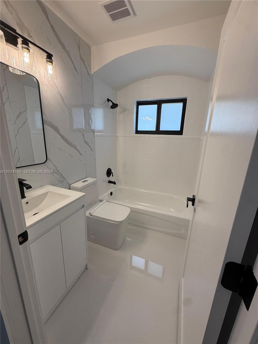 HIALEAH HEIGHTS - Residential