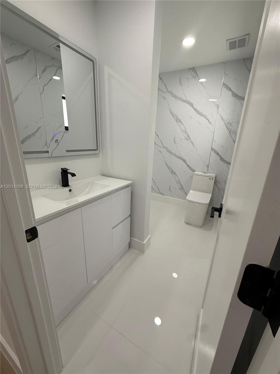 HIALEAH HEIGHTS - Residential
