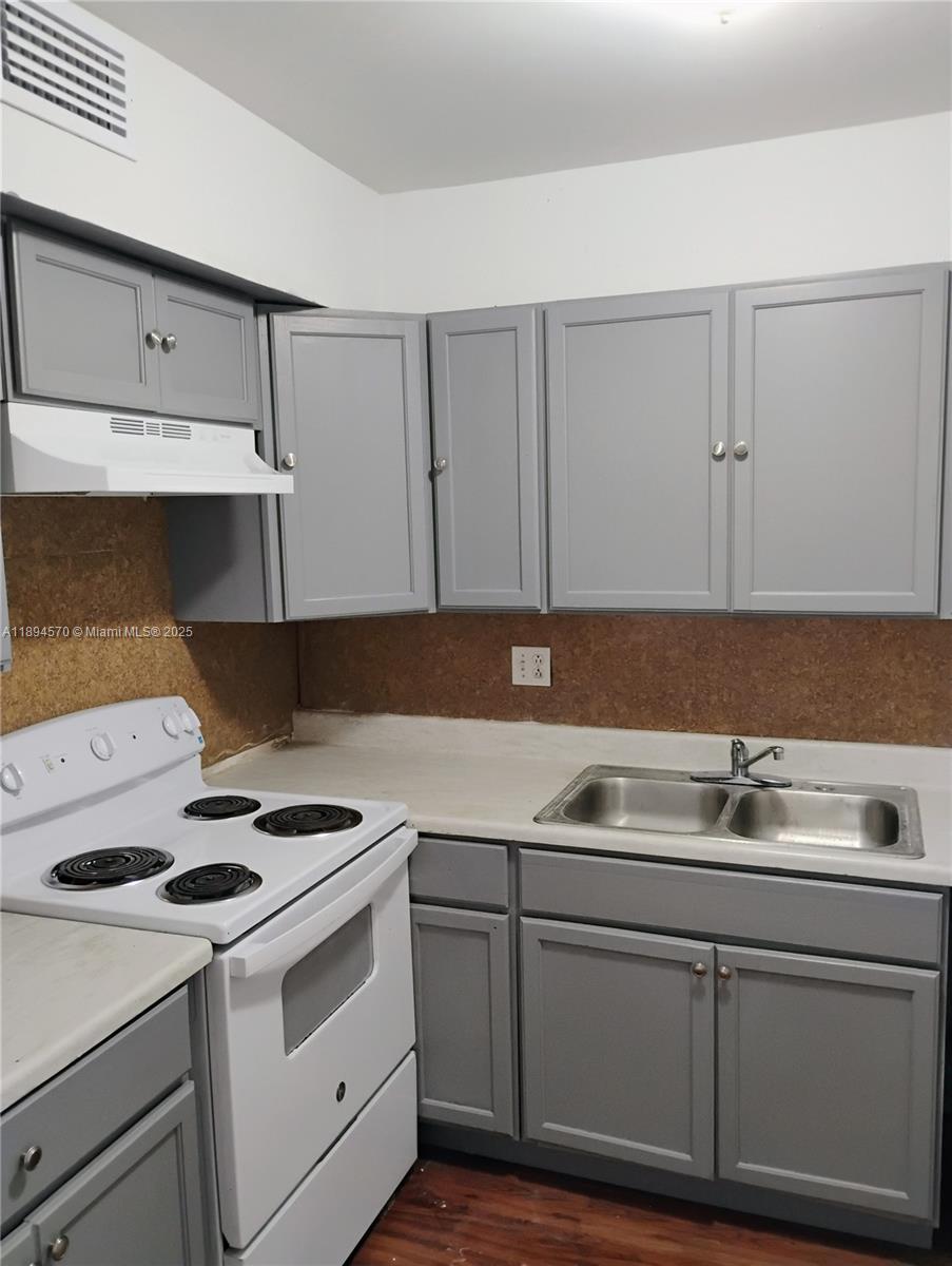 View photos, virtual tours, details... 2029 NW 46th Ave E107