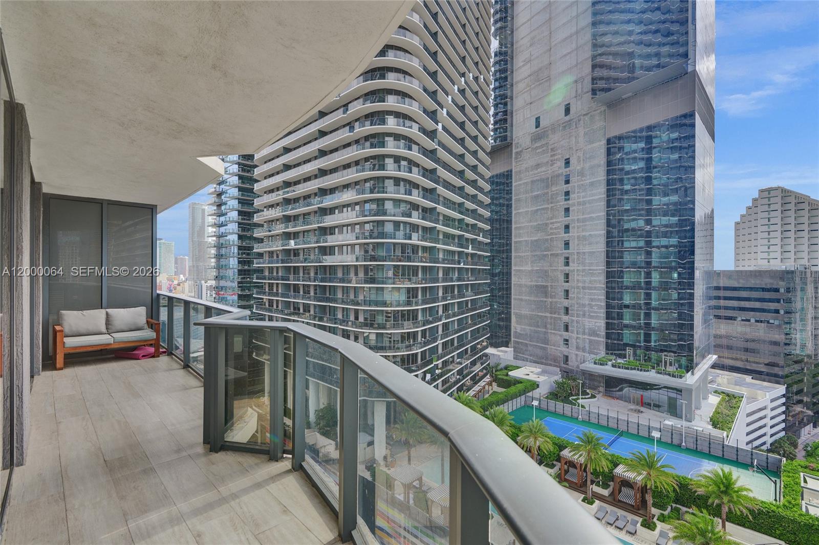 BRICKELL HEIGHTS EAST CON - Residential Lease