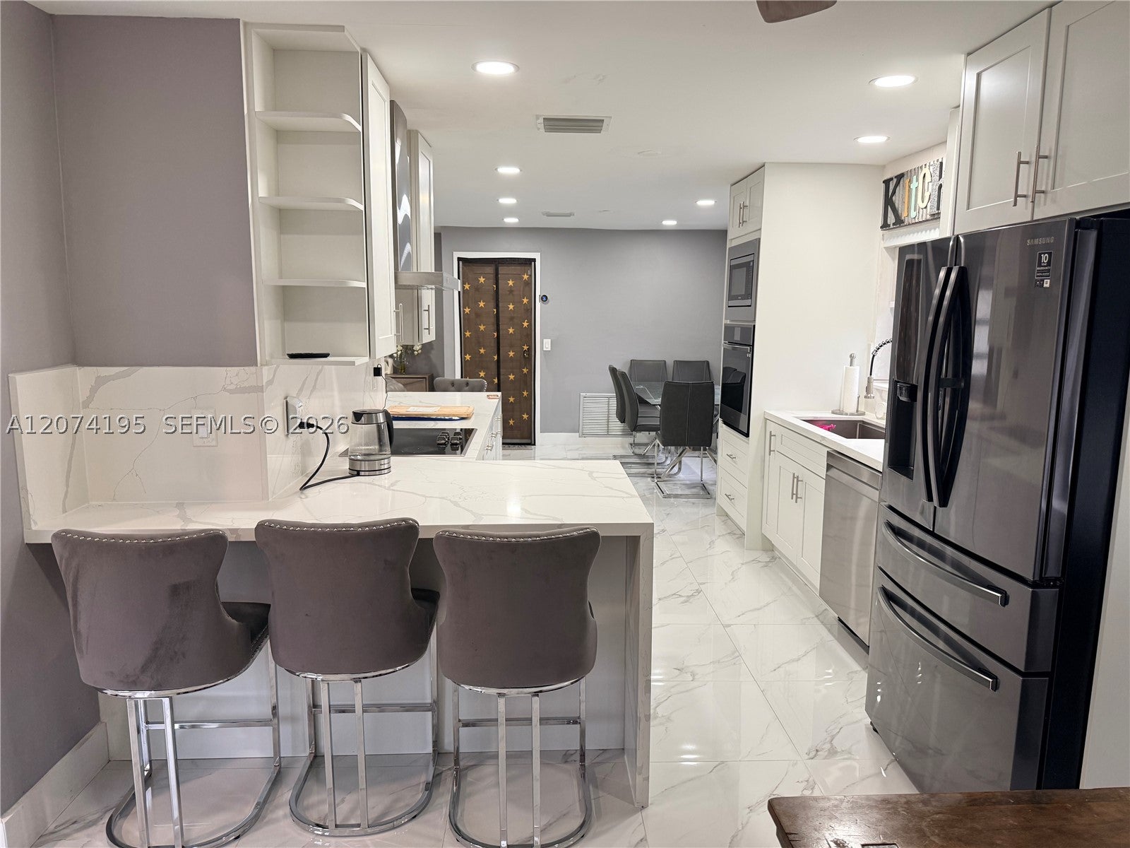 6710 SW 10th Ct, North Lauderdale FL 33068