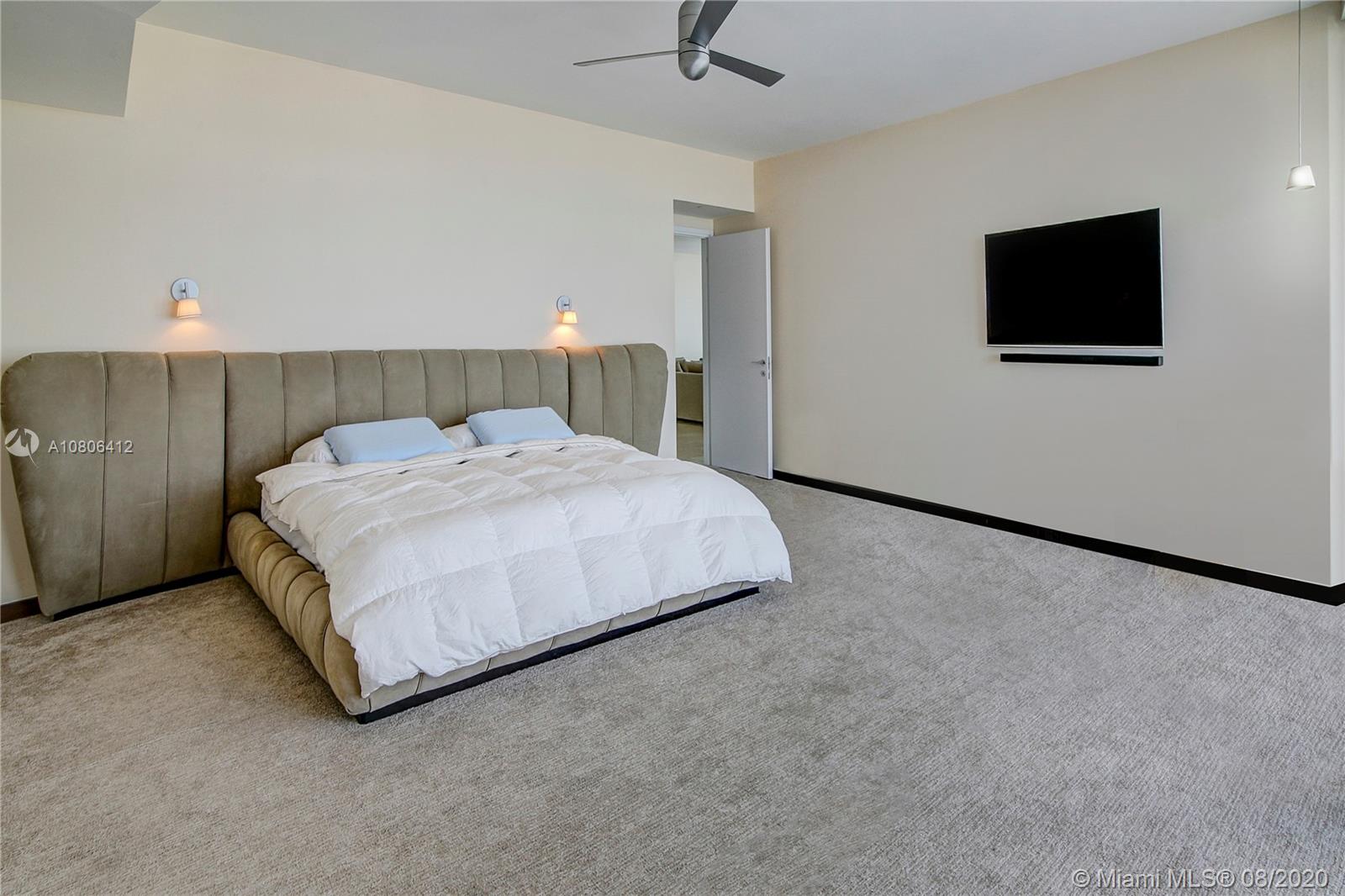 ICON CONDO - Residential