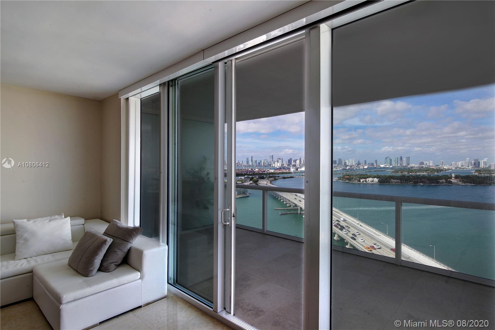 ICON CONDO - Residential