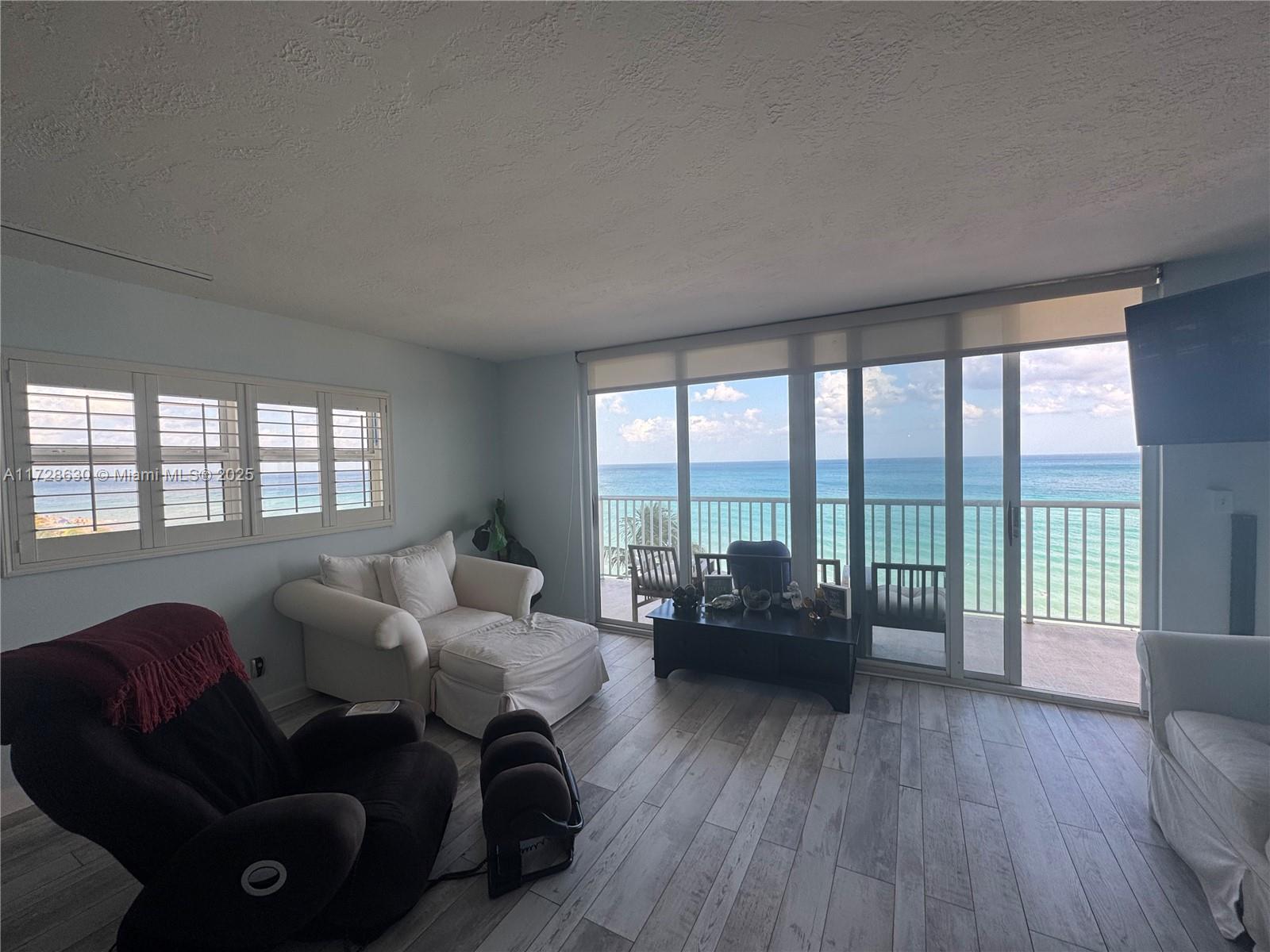 EDGEWATER BEACH TOWERS CO - Residential Lease