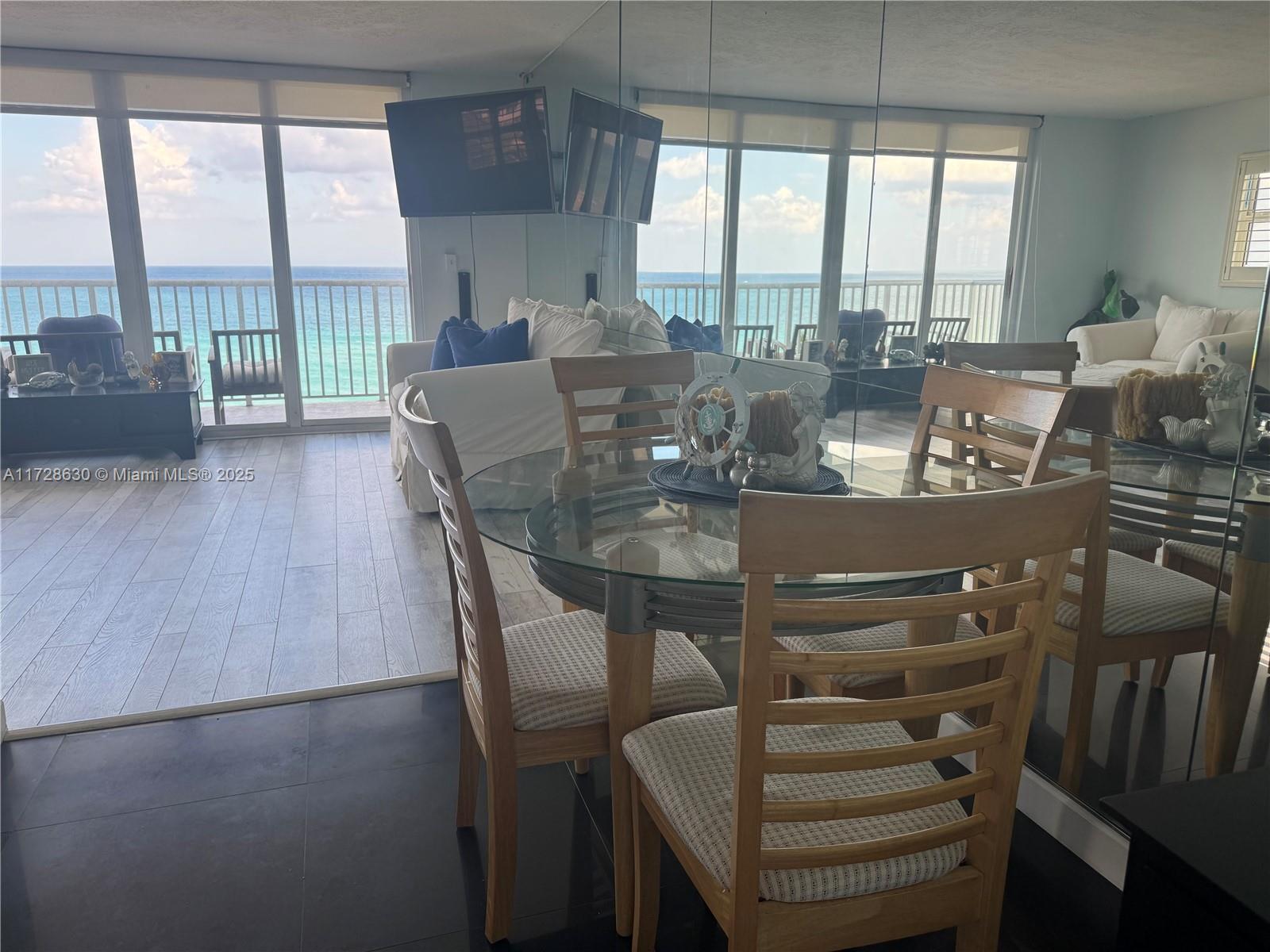 EDGEWATER BEACH TOWERS CO - Residential Lease