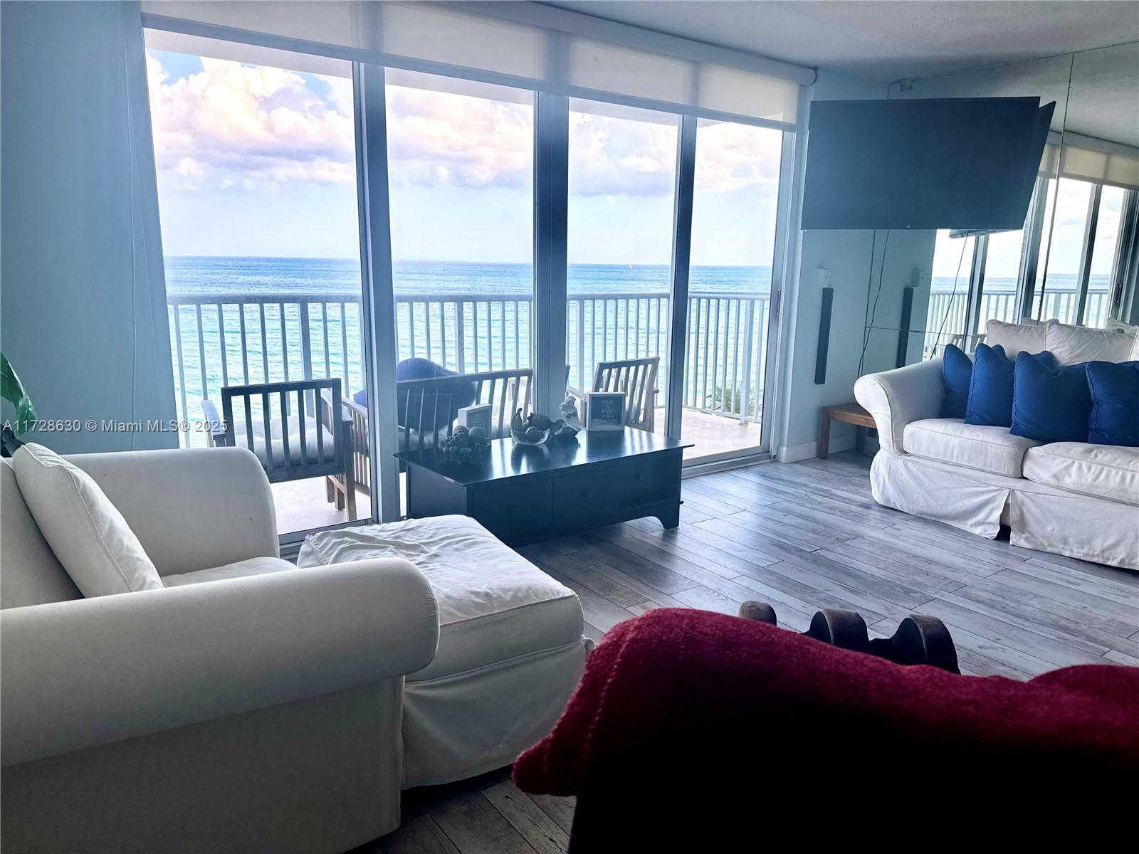 EDGEWATER BEACH TOWERS CO - Residential Lease