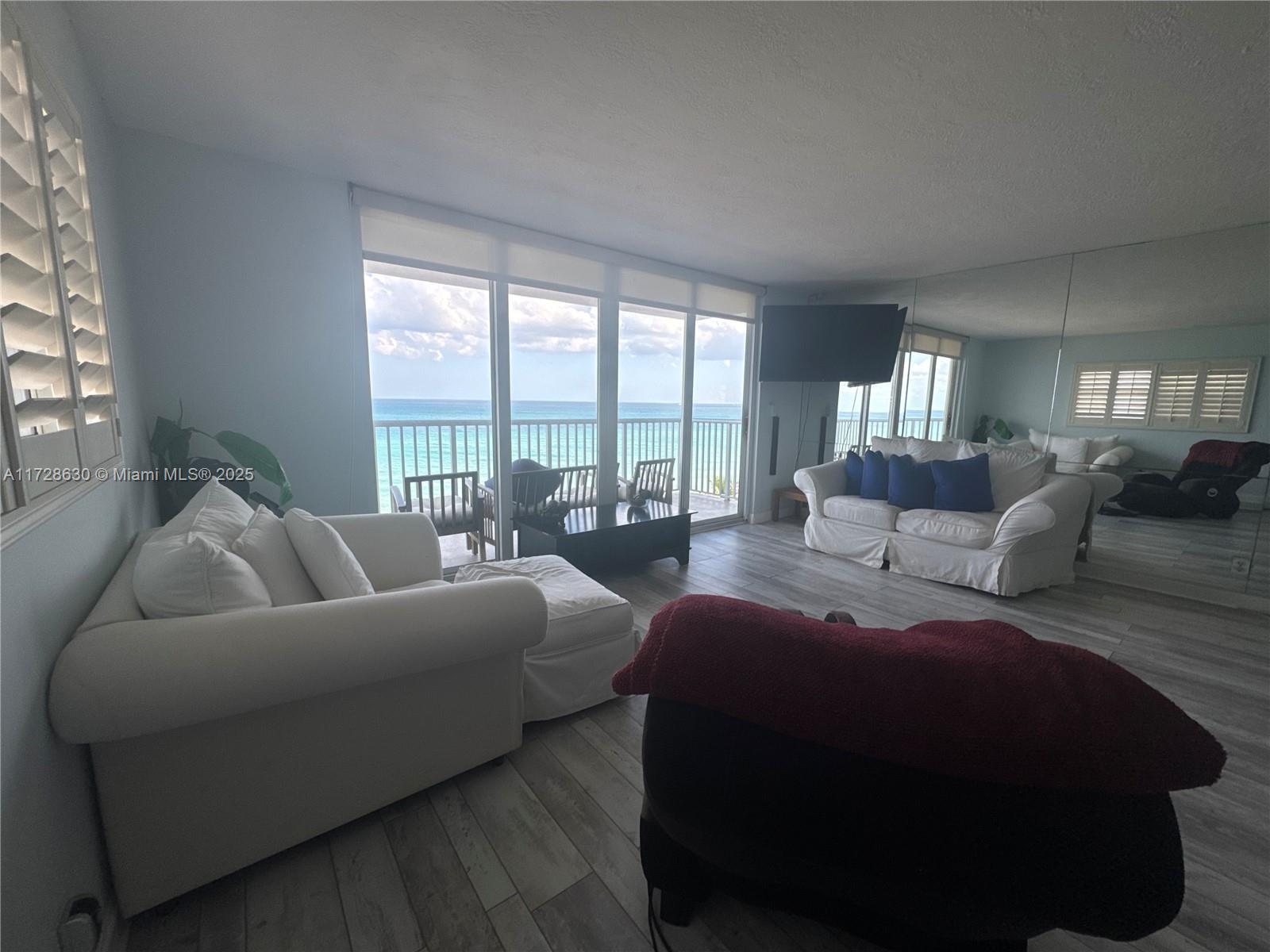 EDGEWATER BEACH TOWERS CO - Residential Lease
