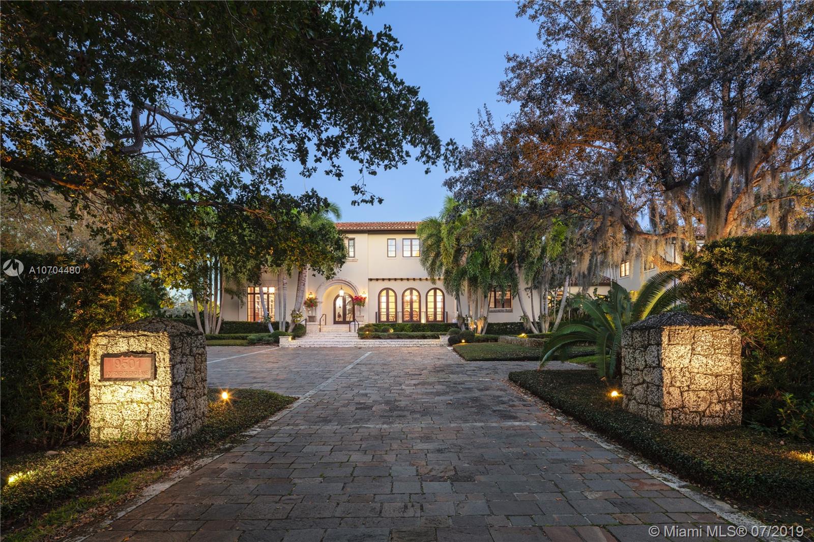 JOURNEYS END ESTATES - Residential