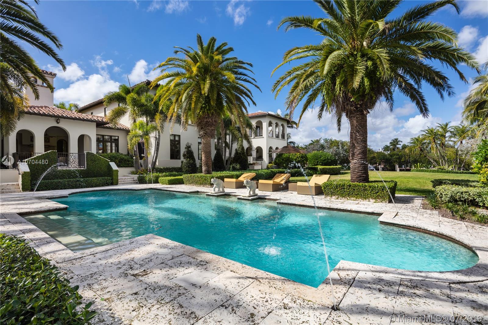 JOURNEYS END ESTATES - Residential