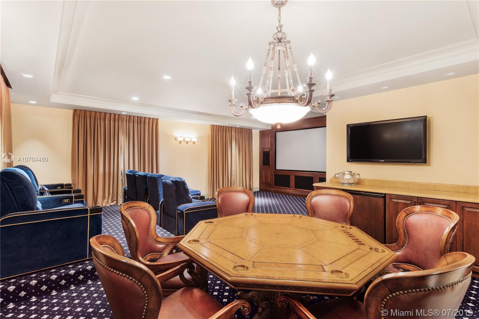 JOURNEYS END ESTATES - Residential