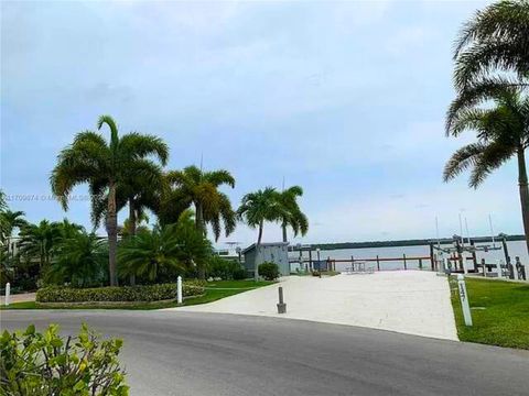 A home in Other City - In The State Of Florida