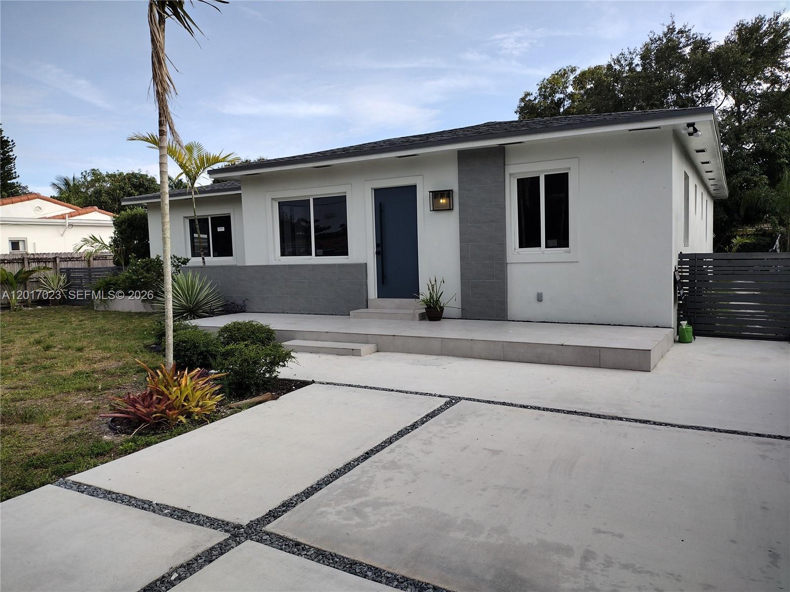 300 S Biscayne River Dr