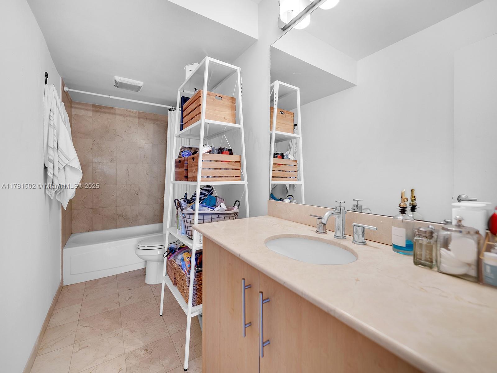 HARBOUR HOUSE - Residential Lease