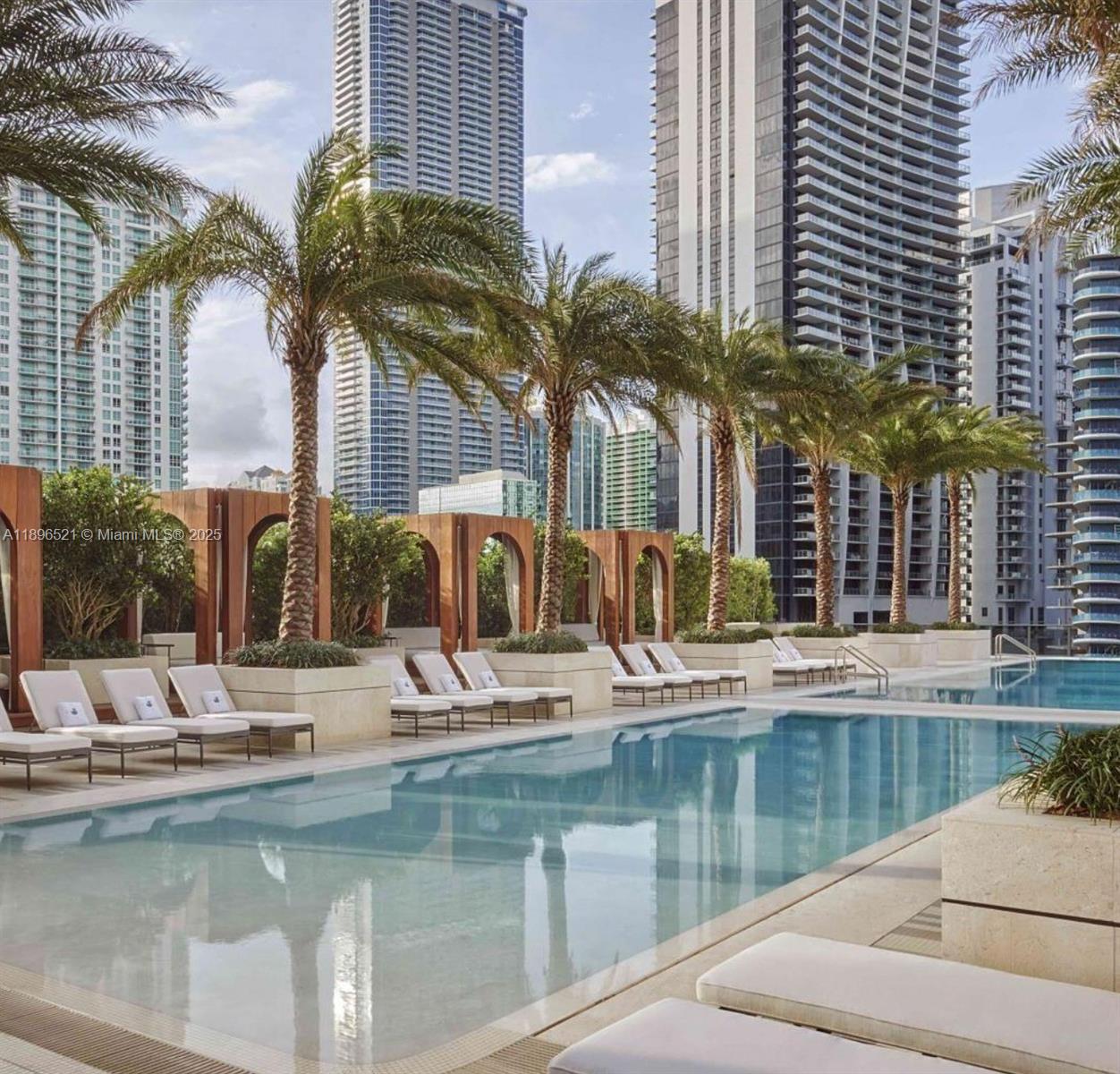 801 SMA DESIGNER SUITES C - Residential