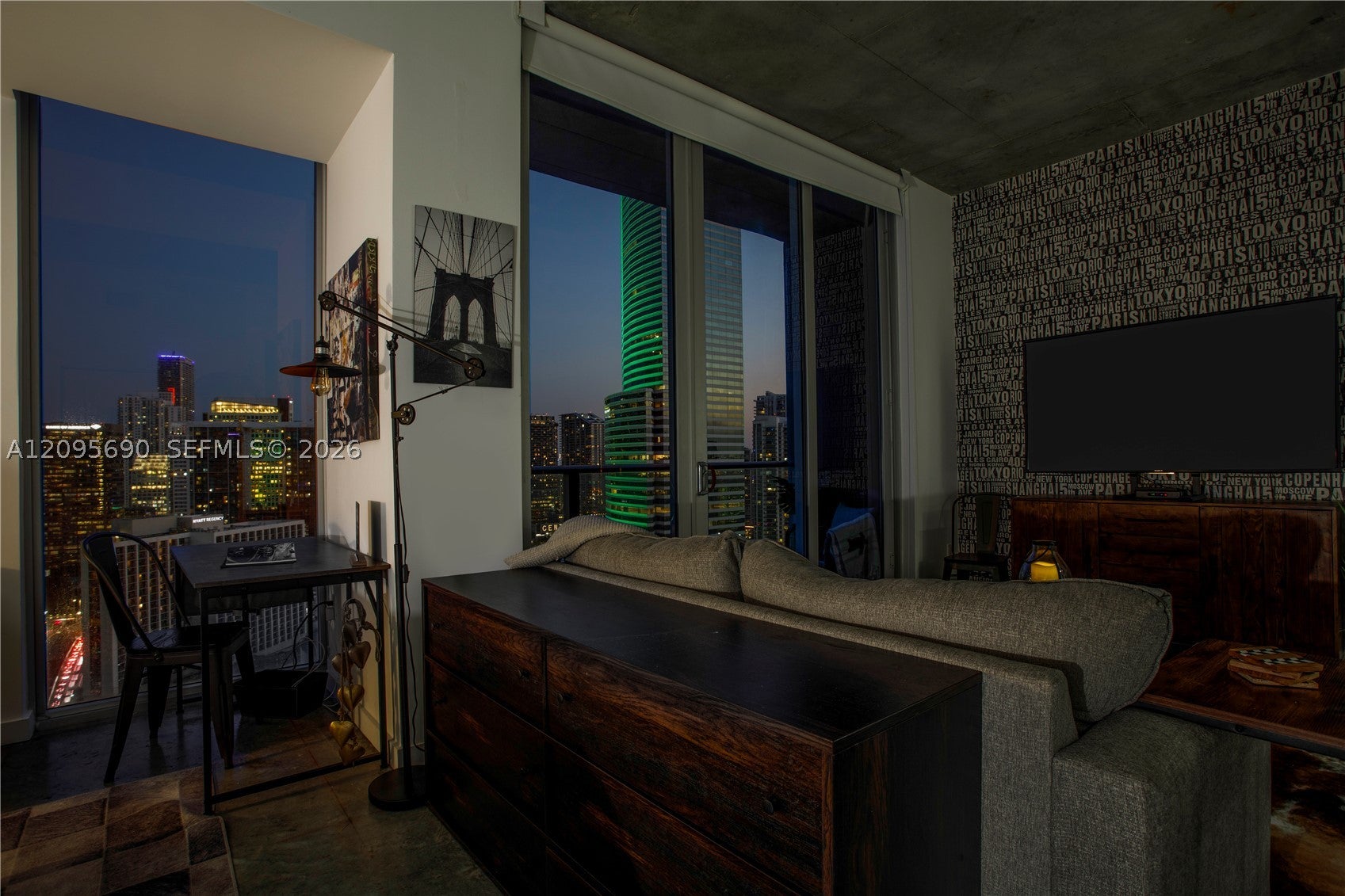 151 SE 1st St 3103