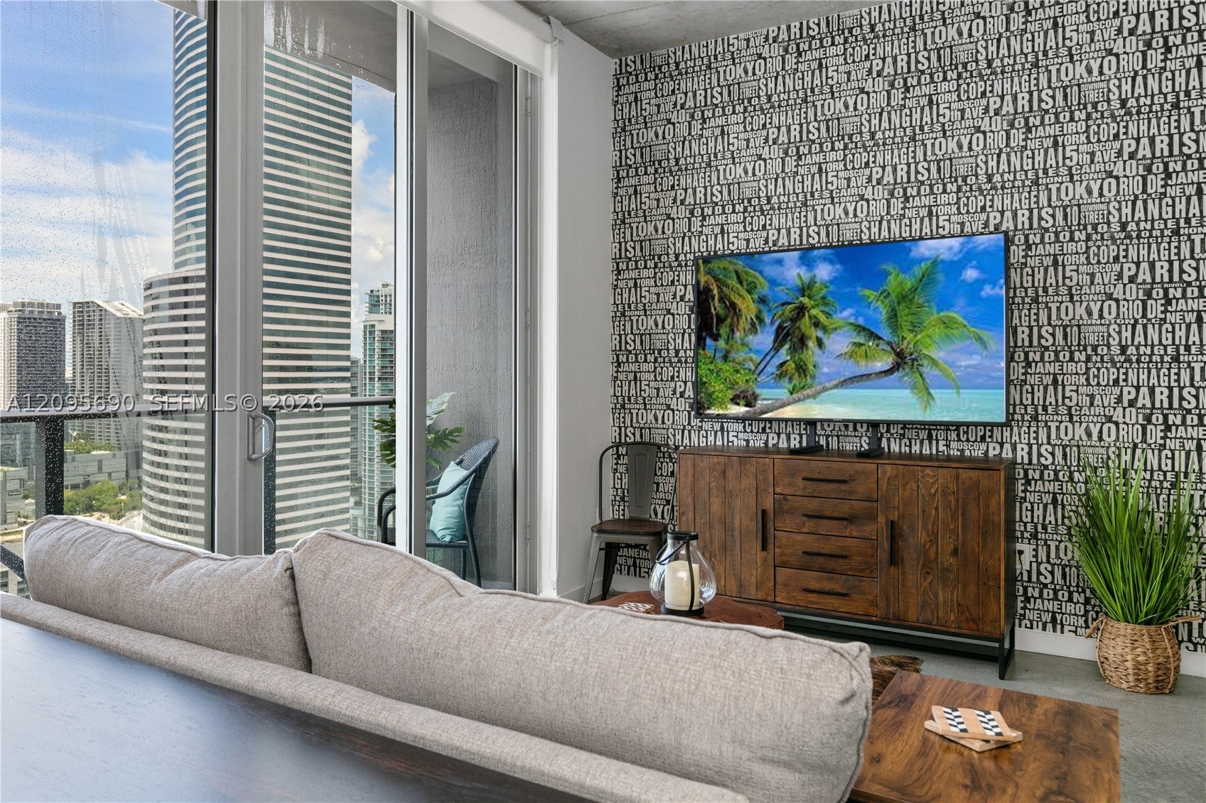 151 SE 1st St 3103