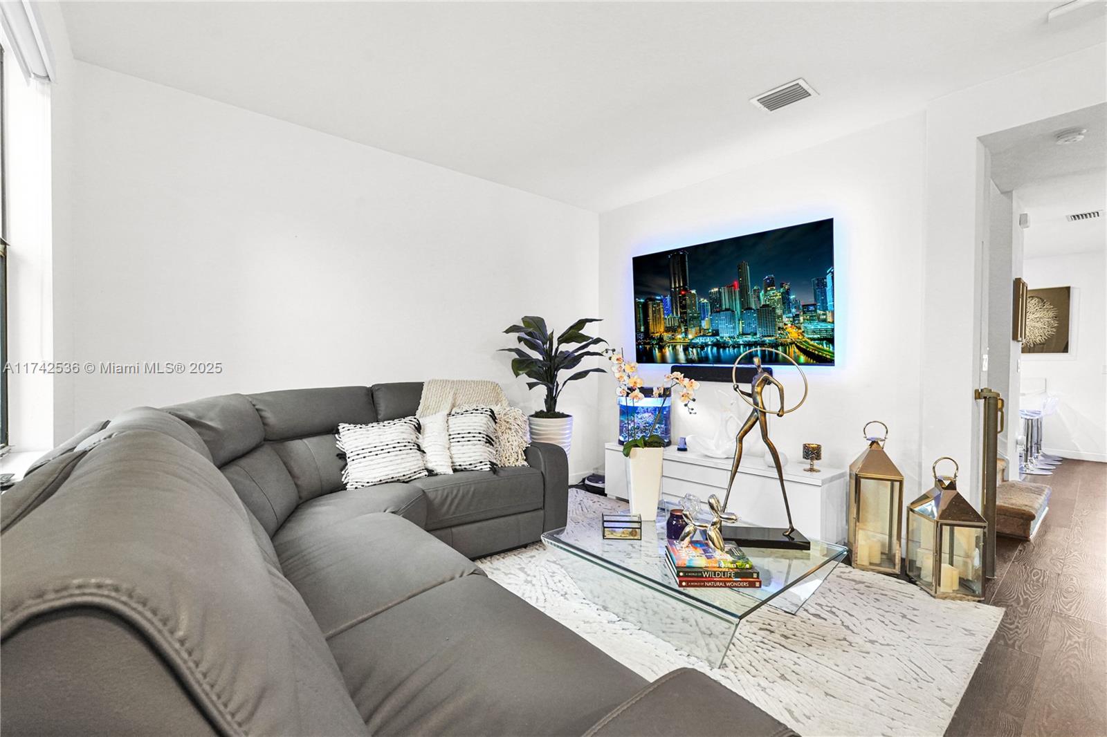 AQUABELLA SECTION TWO - Residential