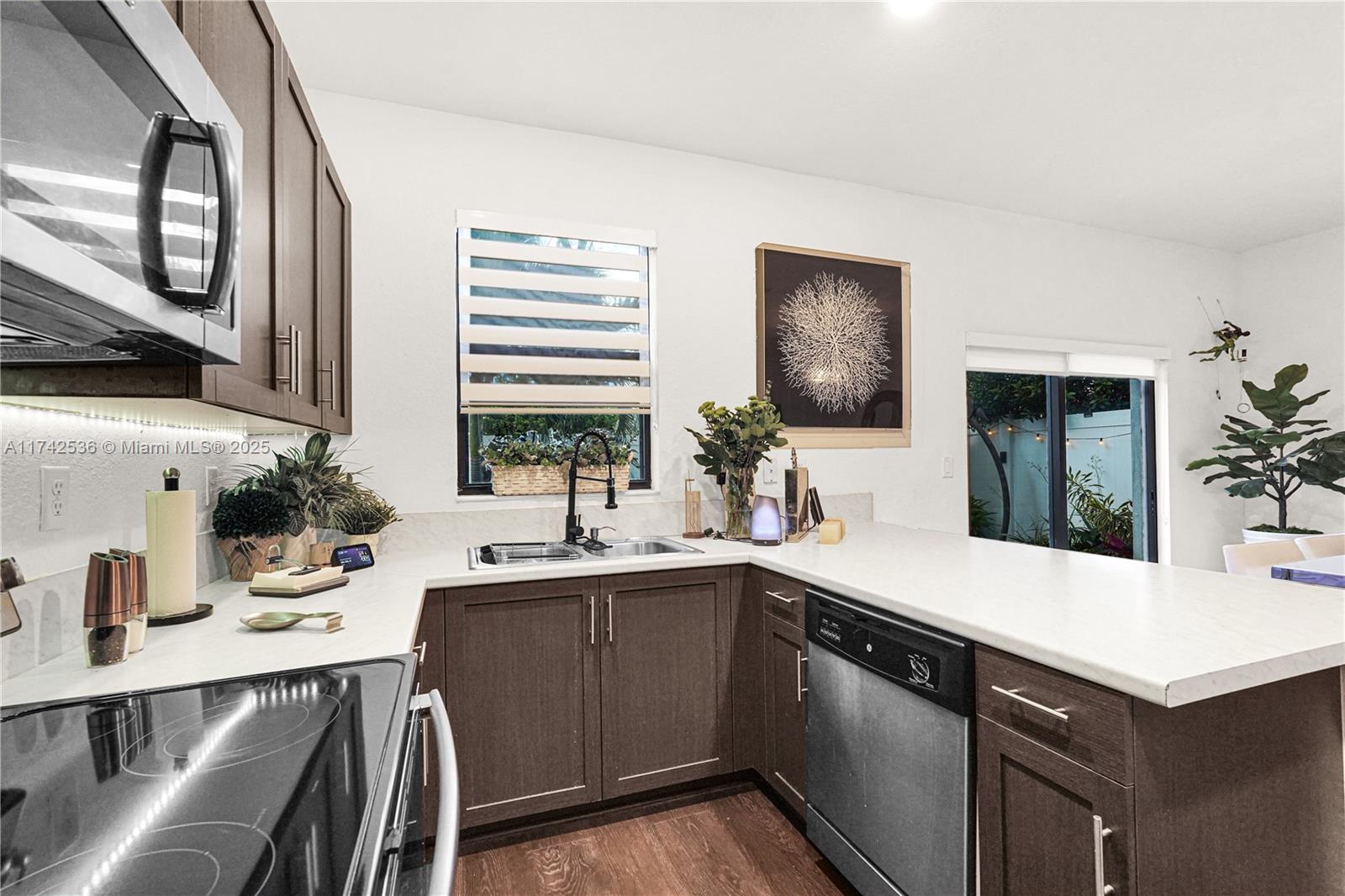 AQUABELLA SECTION TWO - Residential