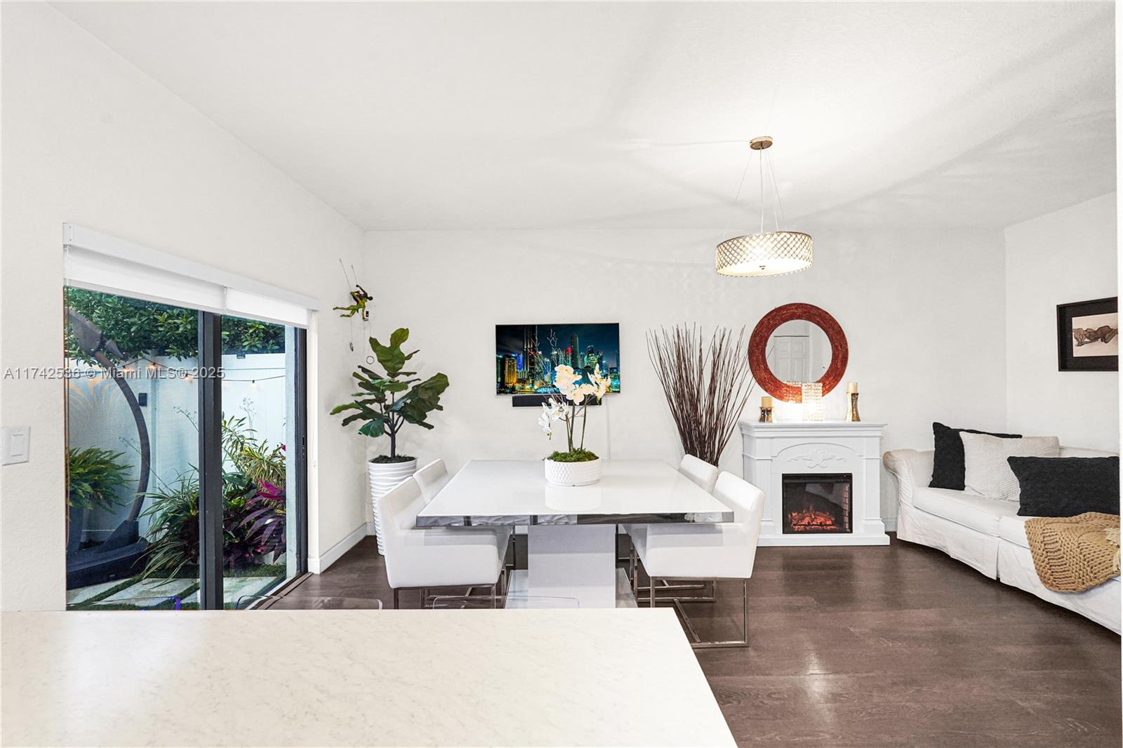 AQUABELLA SECTION TWO - Residential
