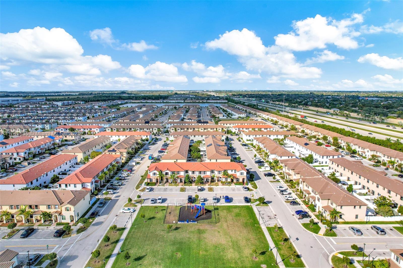 AQUABELLA SECTION TWO - Residential