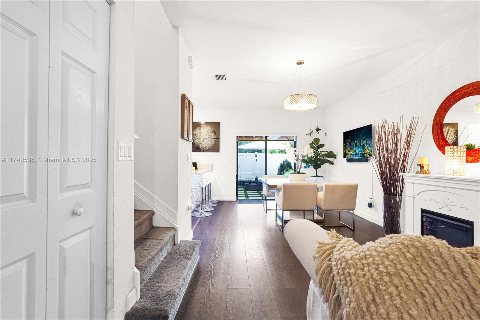 AQUABELLA SECTION TWO - Residential